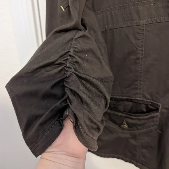 Jacket - Picture 5 of 10